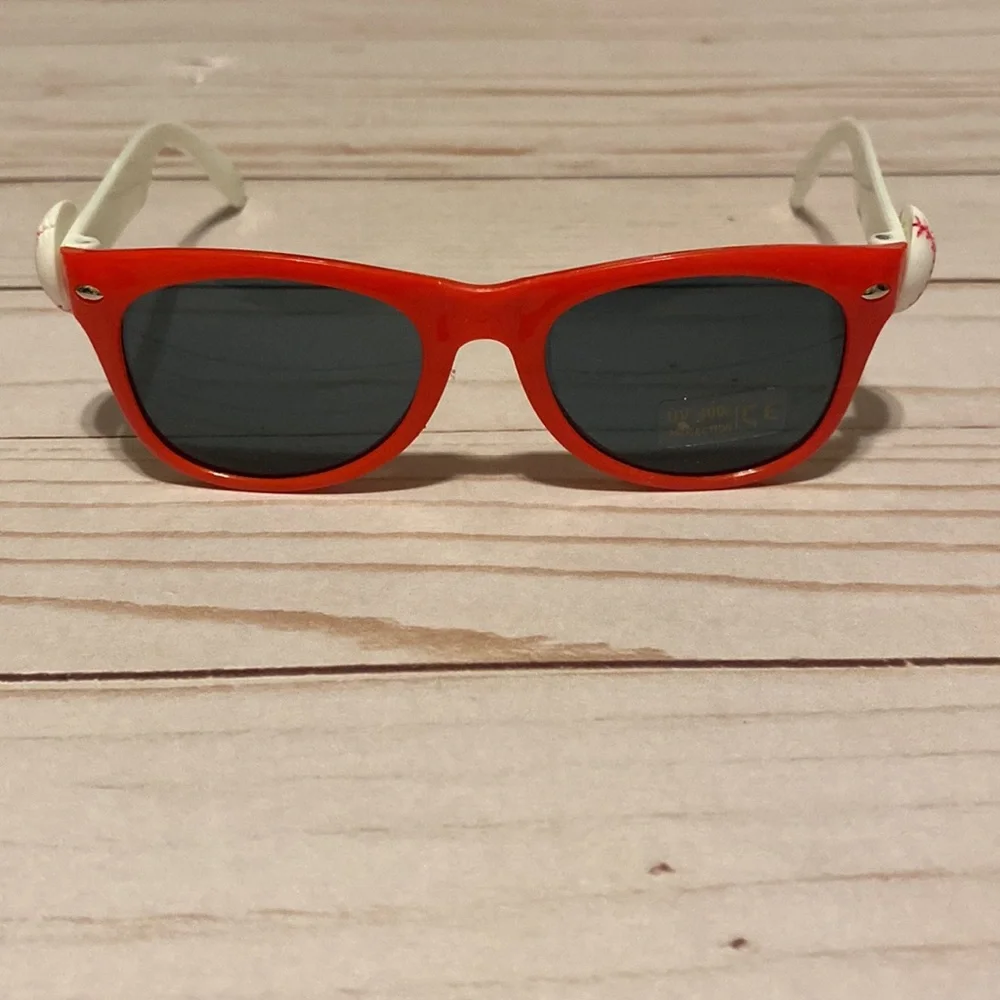 kids red/white baseball sunglasses